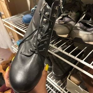 Torrid boot